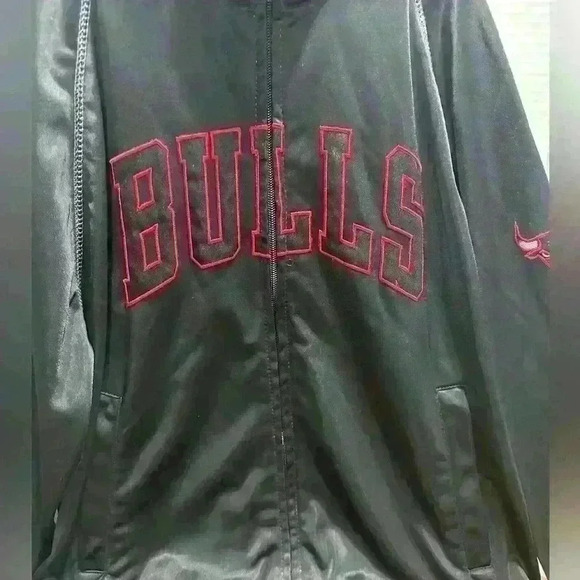 Chicago Bulls Hardwood Classics Track Jacket - Youth Large - Picture 2 of 6